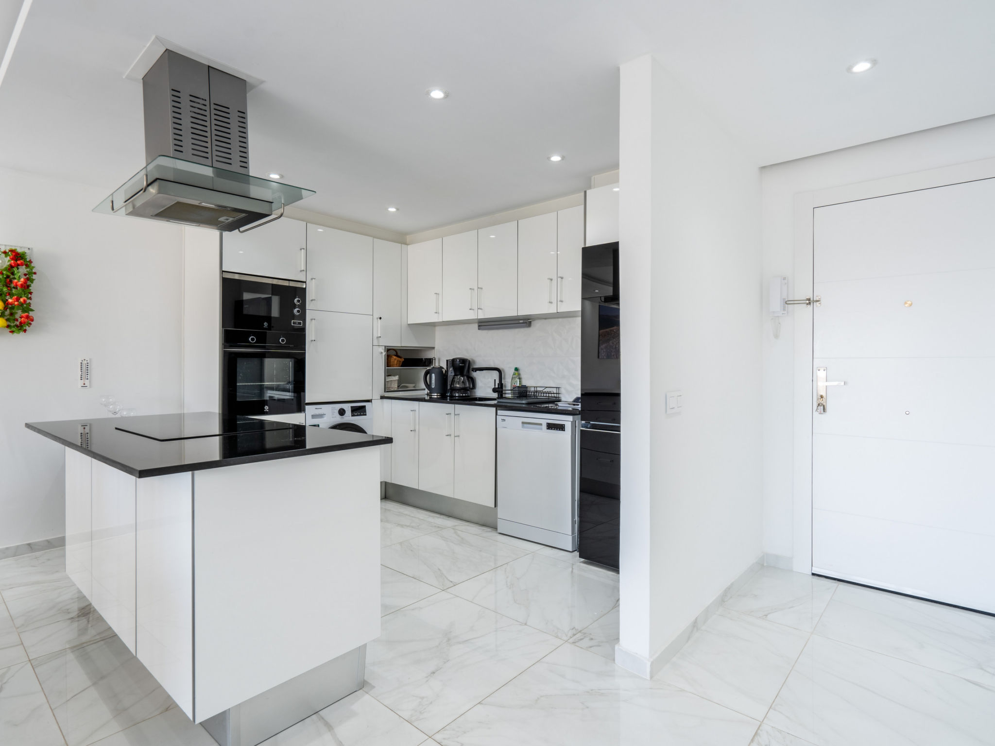 Photo of WELCS APARTAMENTO 048 EMP con Terraza y Vistas