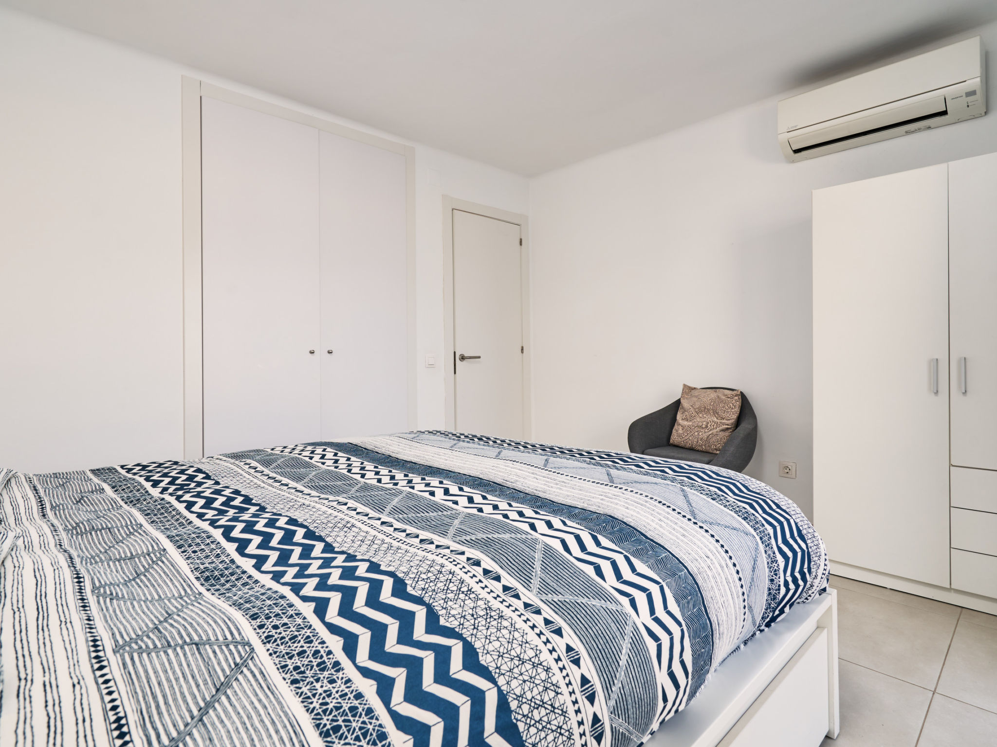 Photo of WELCS DUPLEX 026 EMP frente al canal y vistas