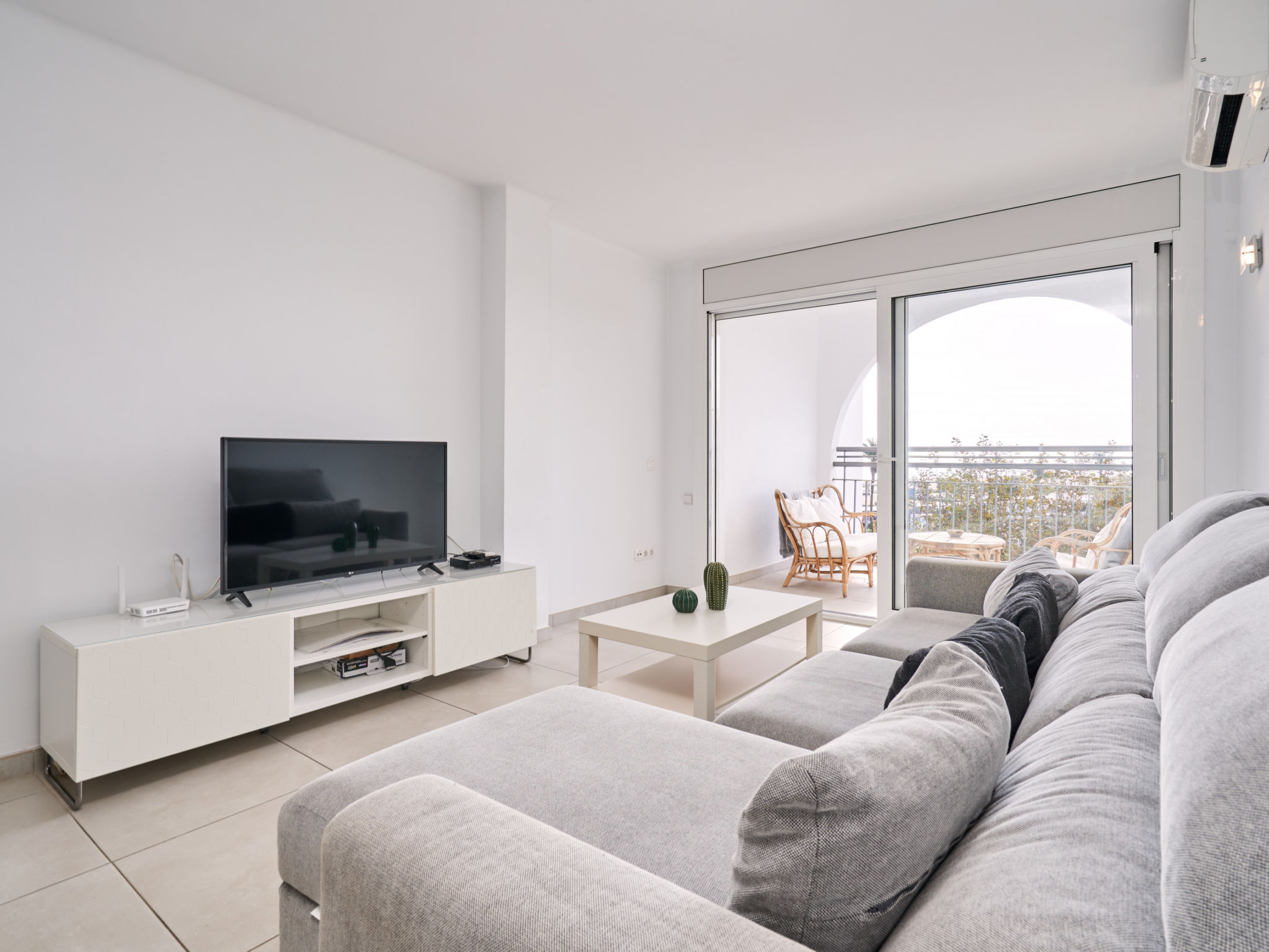 Photo of WELCS DUPLEX 026 EMP frente al canal y vistas