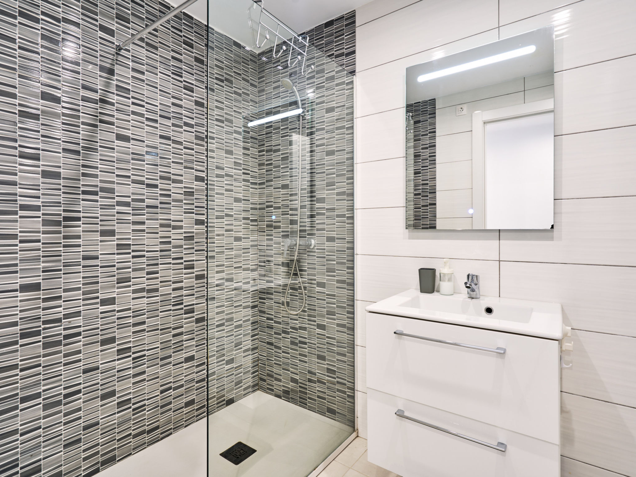 Photo of WELCS DUPLEX 026 EMP frente al canal y vistas