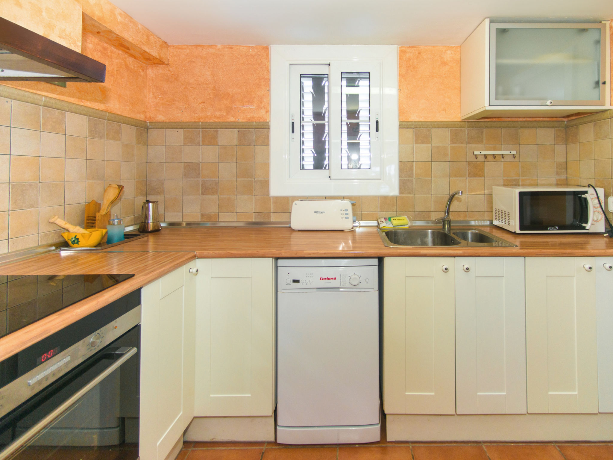 Photo of WELCS CASA ADOSADA 241 EMP con terraza al canal