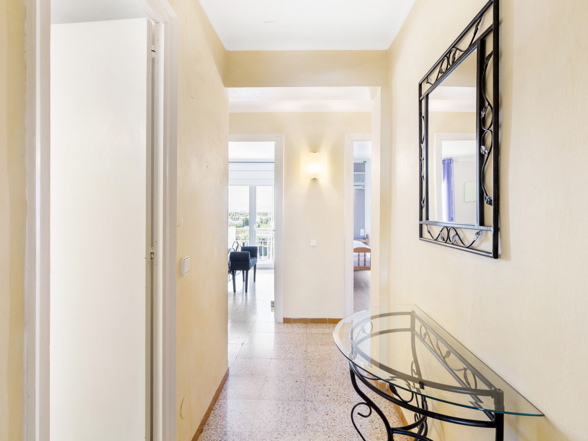 Photo of WELCS APARTAMENTO 227 EMP  con vistas al canal