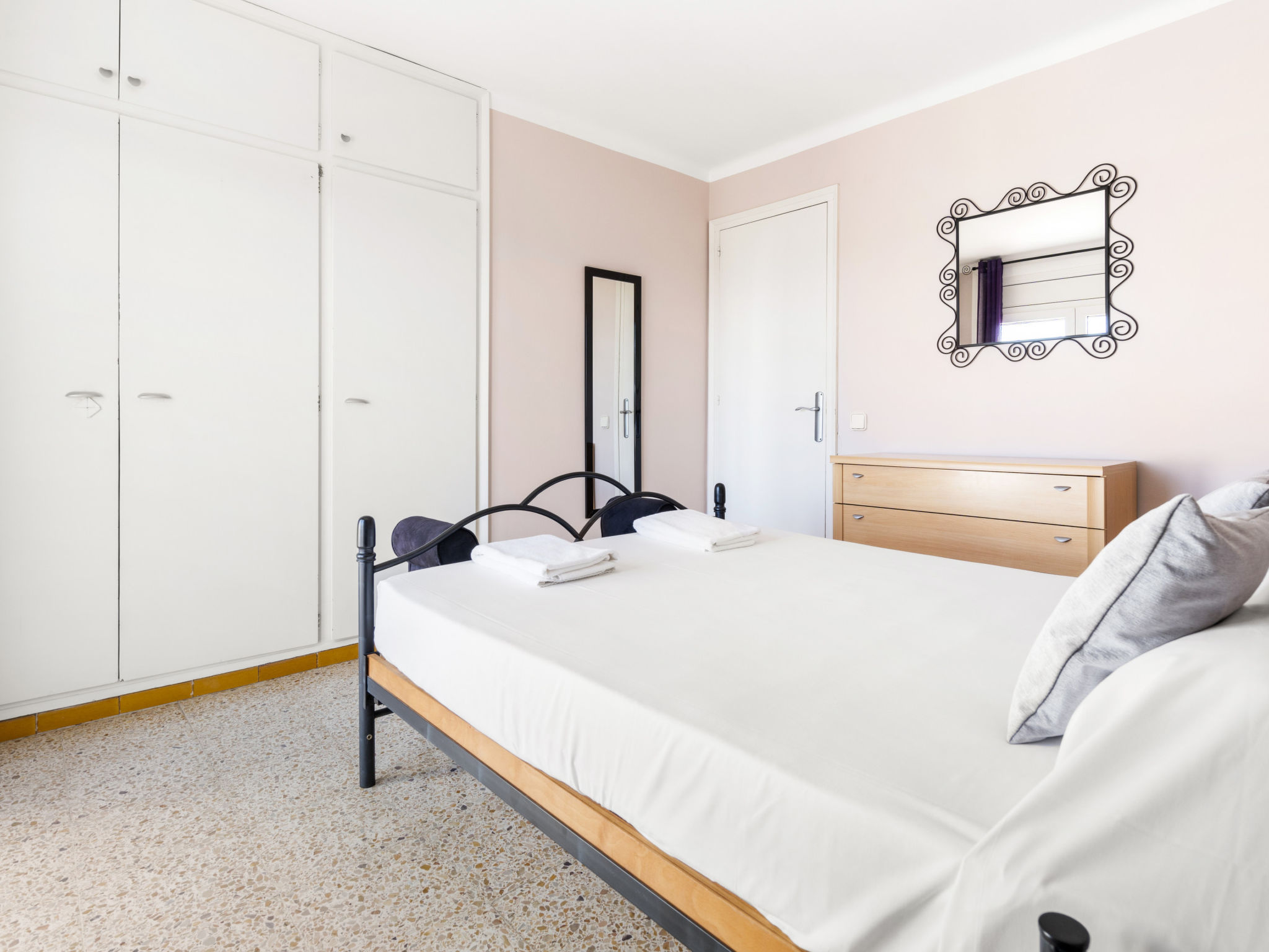 Photo of WELCS APARTAMENTO 227 EMP  con vistas al canal