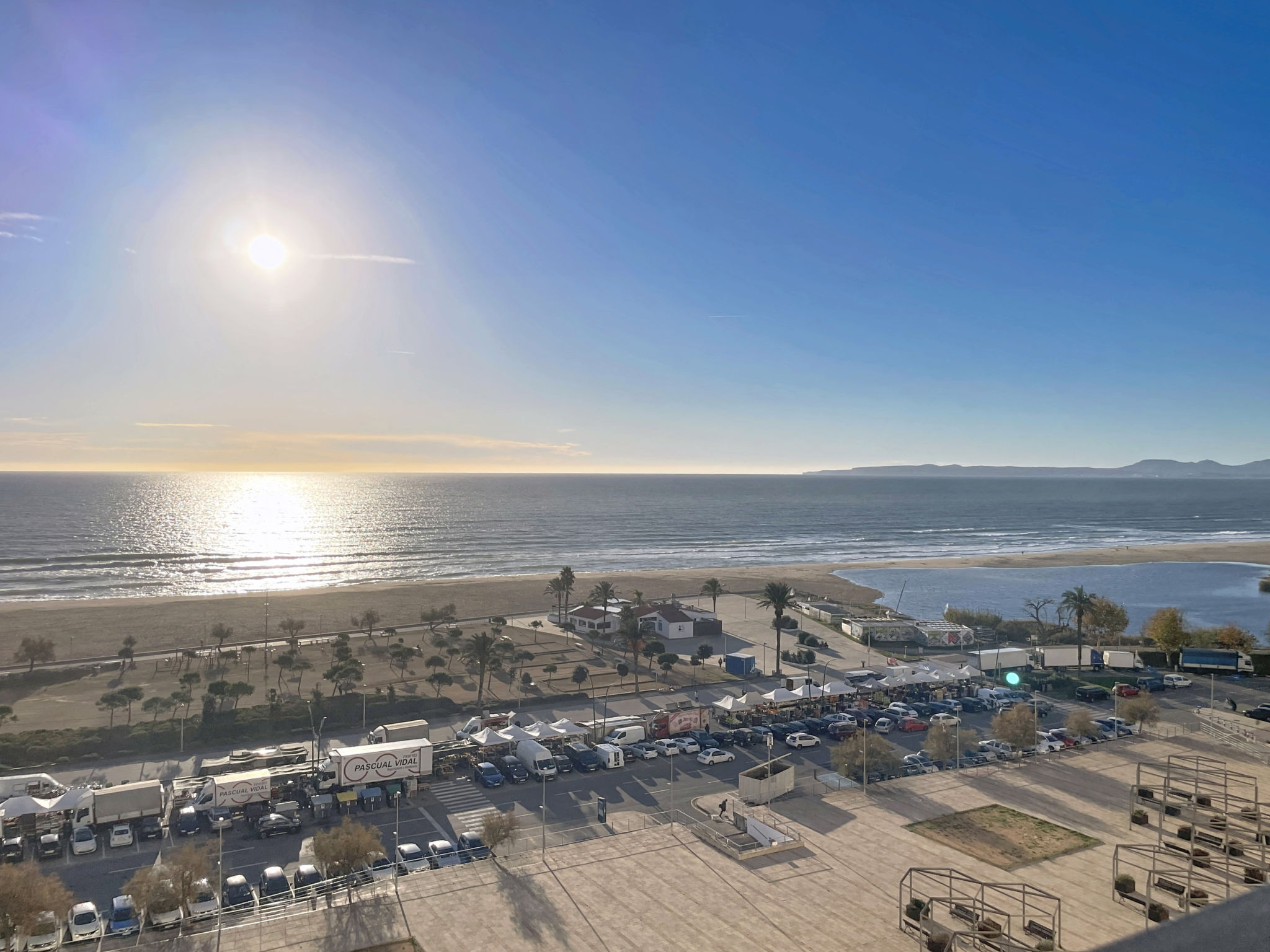 Photo of WELCS ESTUDIO 266 EMP con vista al mar