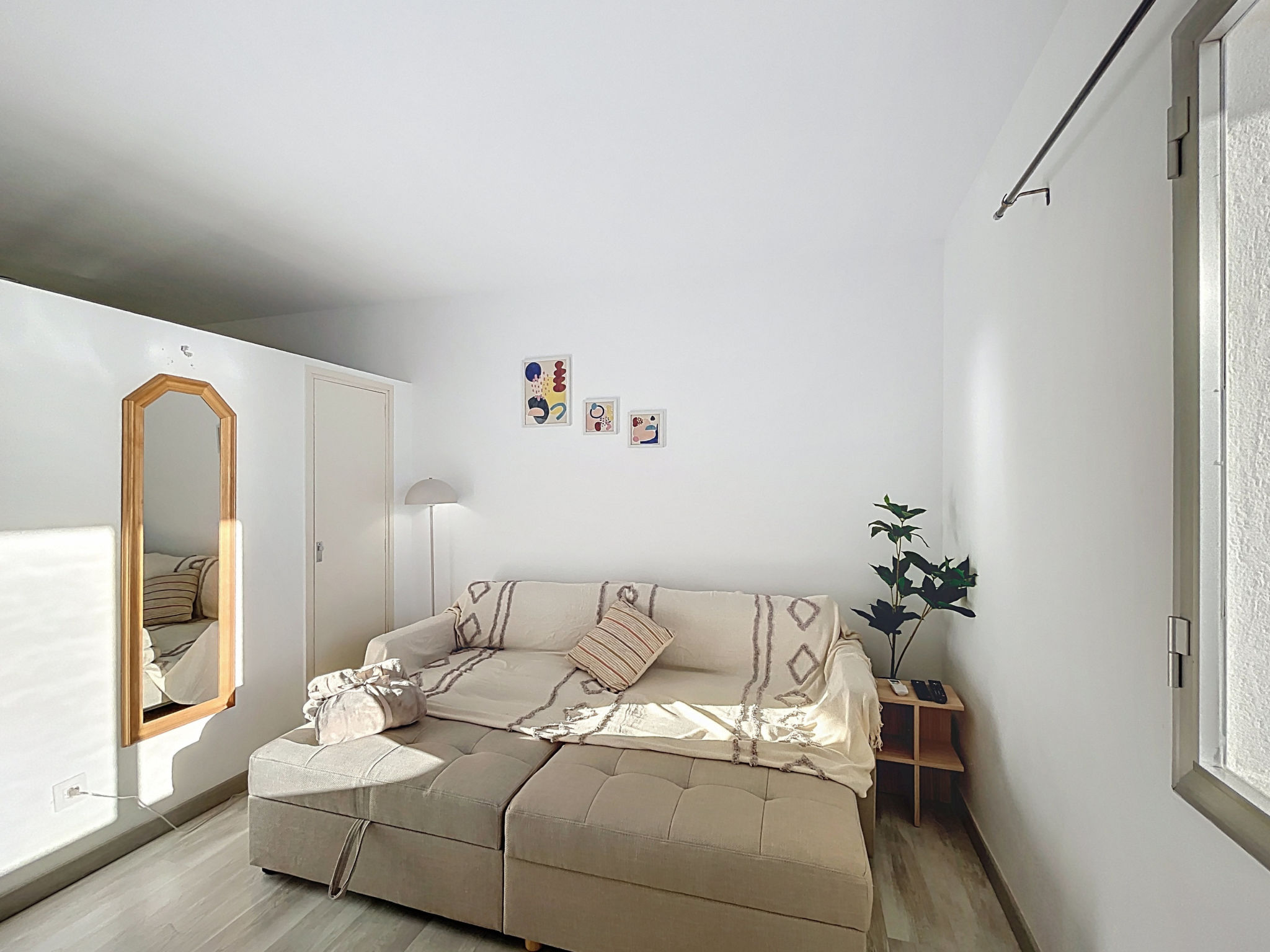 Photo of WELCS ESTUDIO 266 EMP con vista al mar