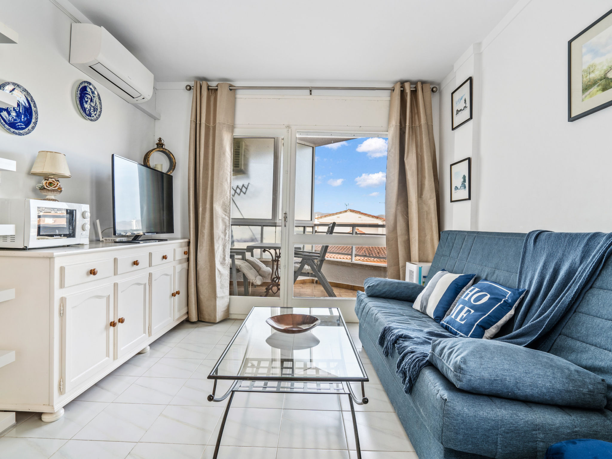 Photo of WELCS APARTAMENTO 226 EMP frente al Canal