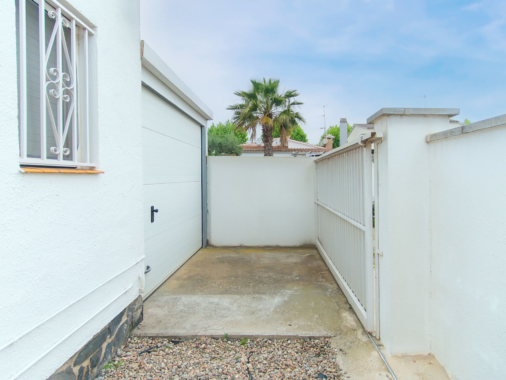 Photo of WELCS CASA 089 EMP cerca del mar