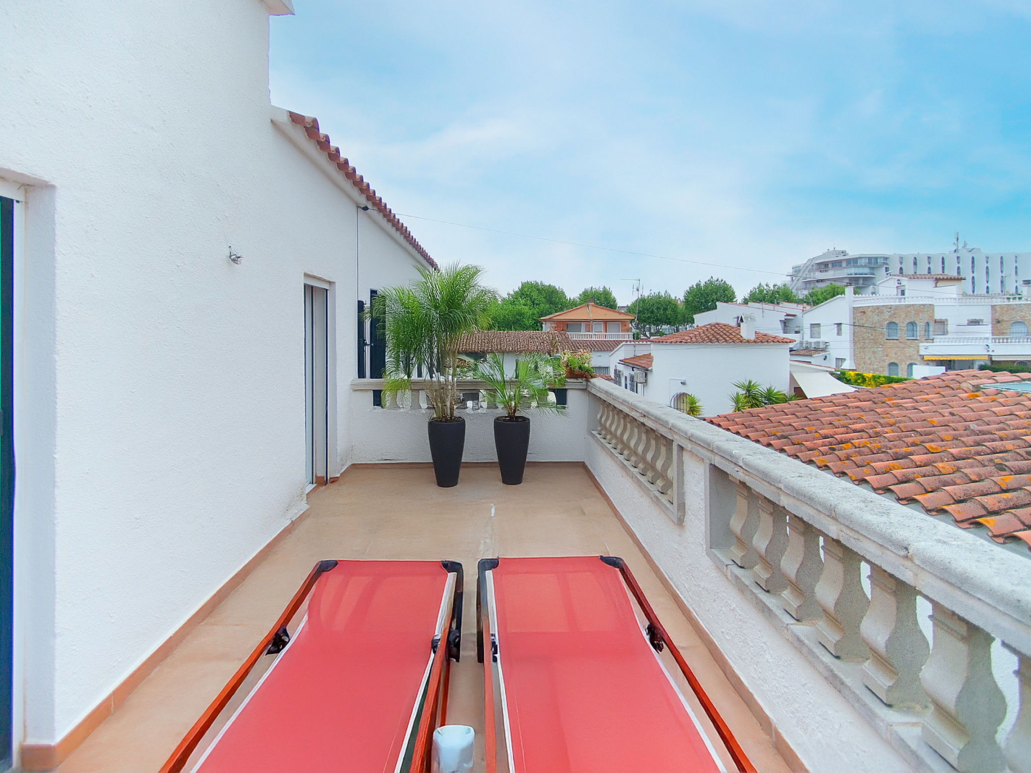 Photo of WELCS CASA 089 EMP cerca del mar