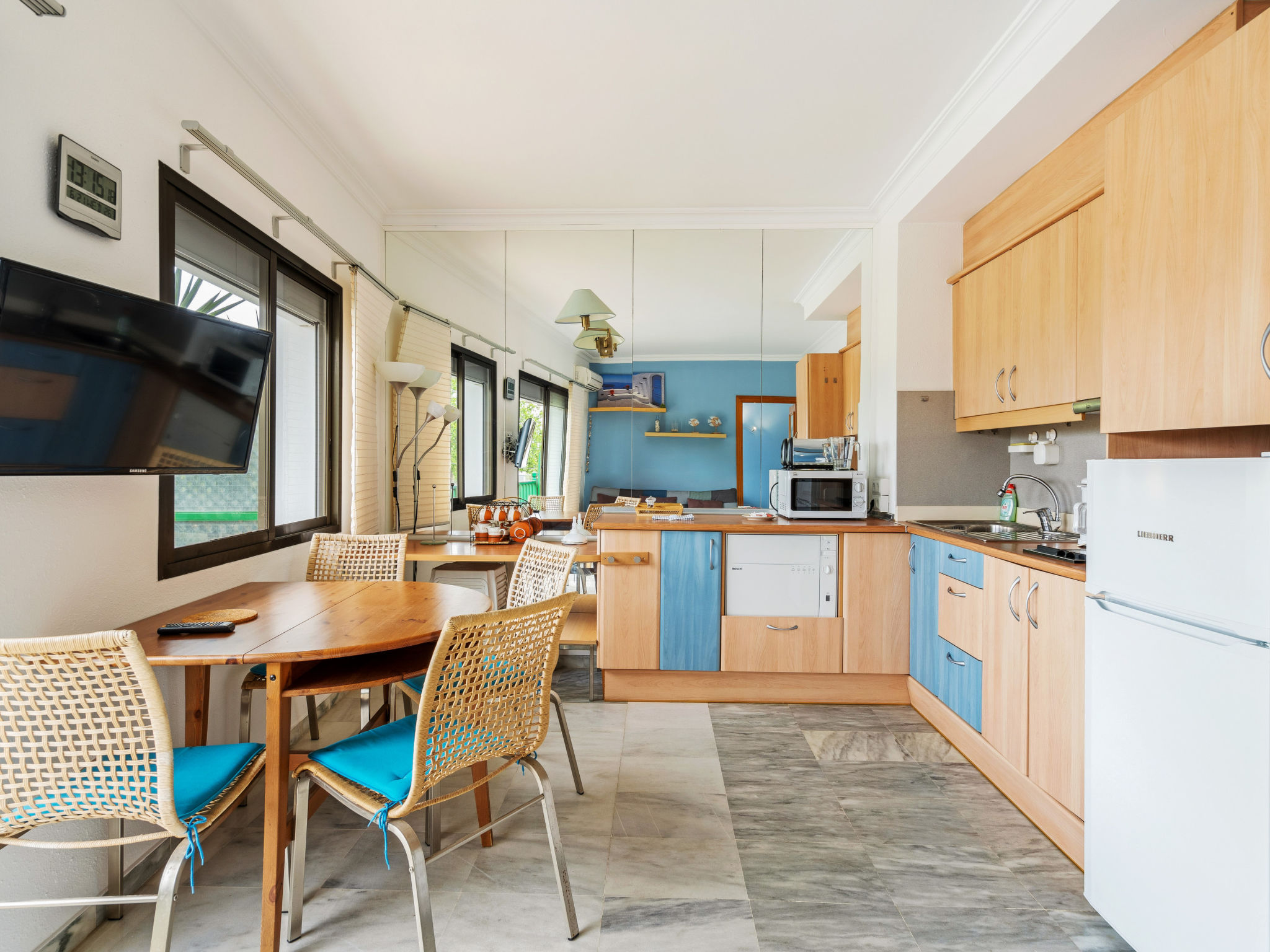 Photo of WELCS APARTAMENTO 080 EMP cerca de la playa