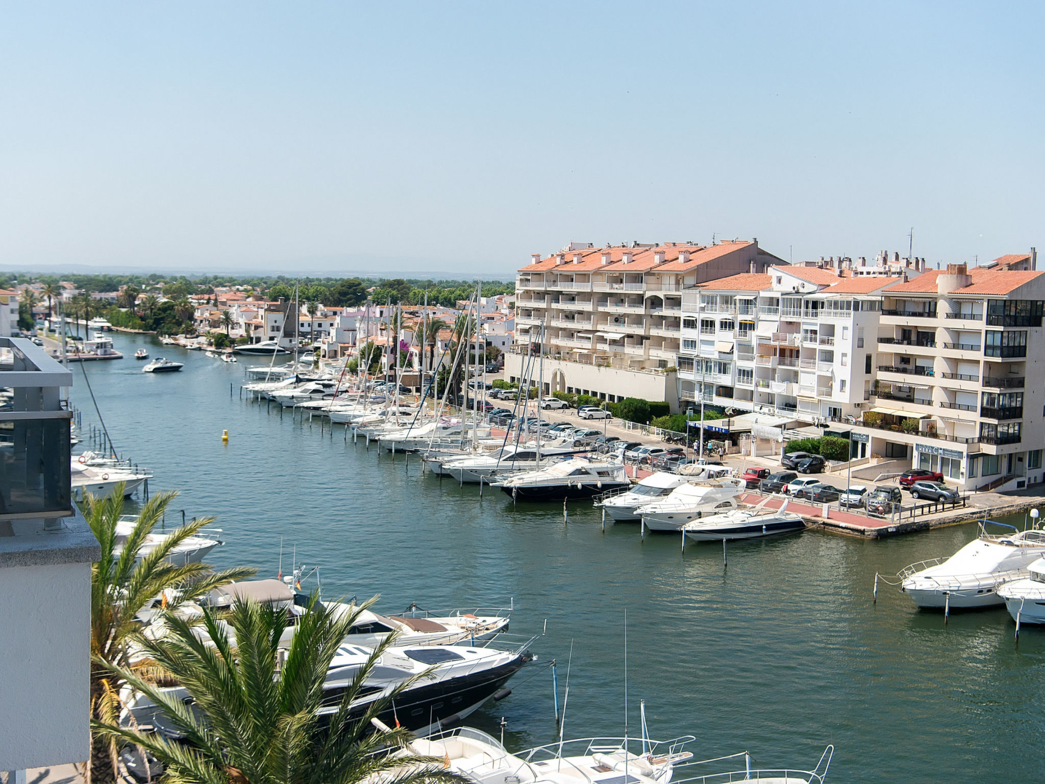 Photo of WELCS APARTAMENTO 264 EMP con vistas al canal