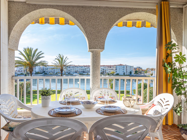 Sant Maurici Apartment in Empuriabrava