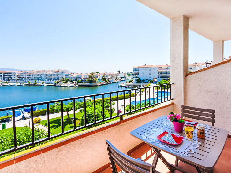 Sant Maurici Apartment in Empuriabrava