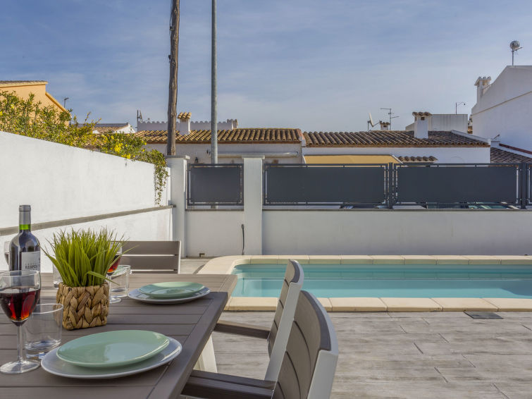 Sangha Accommodation in Empuriabrava