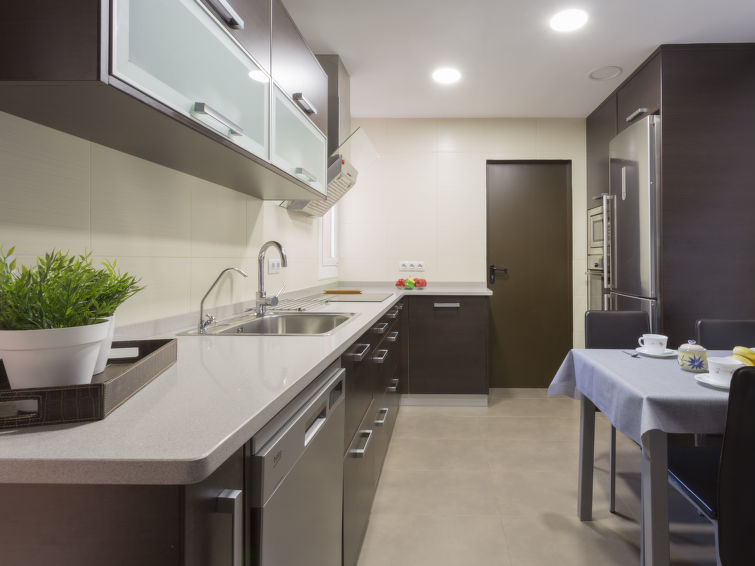 Search and Stay destination Castelló d'Empúries, CT - Spain from AU$ 308. Malba