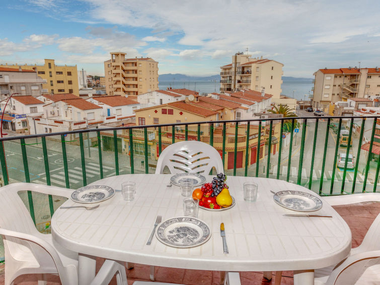 4-persoons appartement Sol i Mar met zeezicht in L'Escala in L'Escala