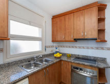Luxe appartement op 70 meter van het strand in L'Escala - thumbnail 4