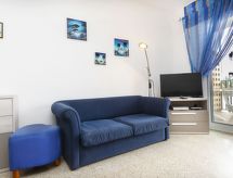 Aan zee: Zonnig appartement met zeezicht in L'Escala - thumbnail 3