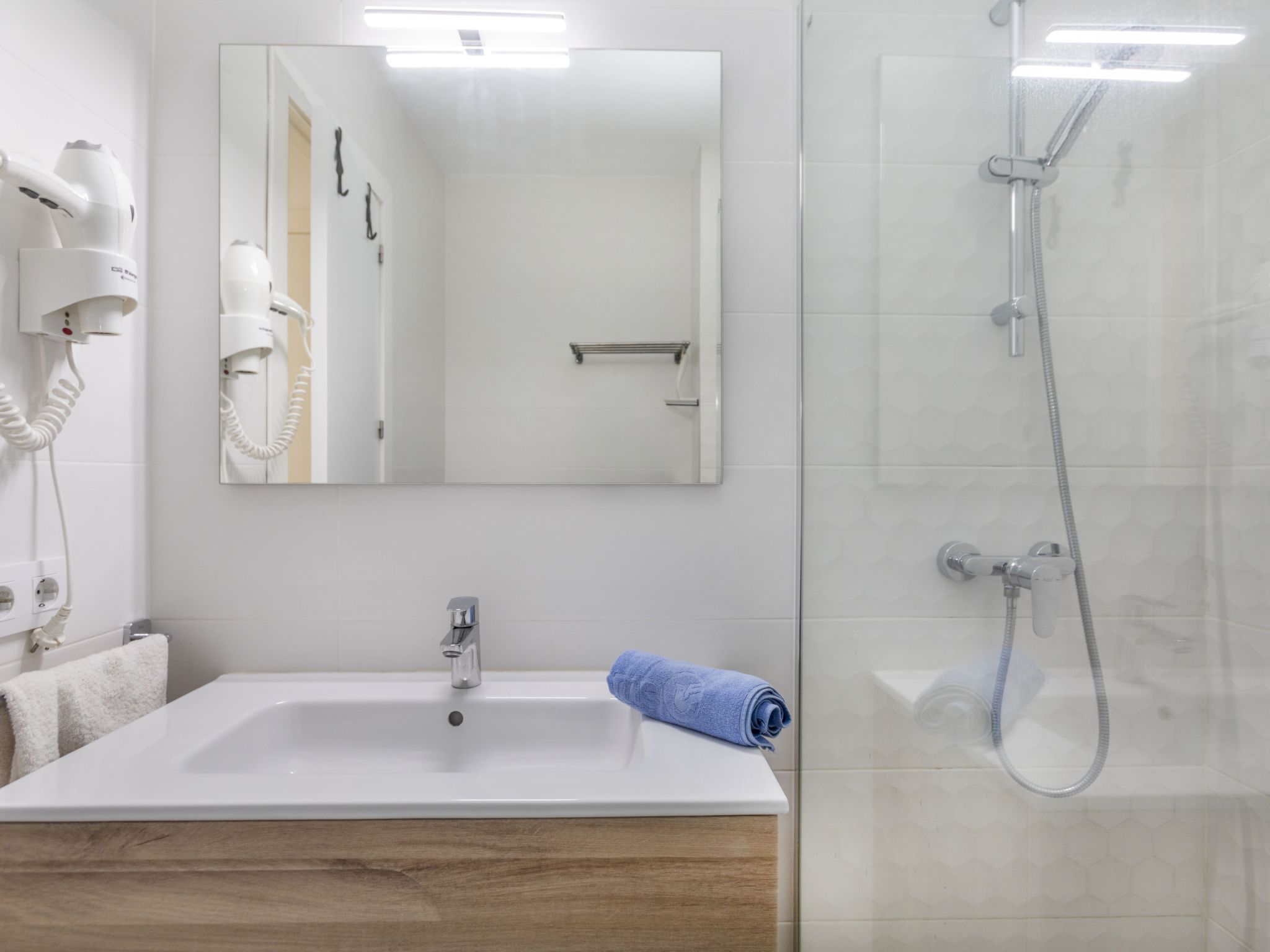 Palau del Mar-Inside