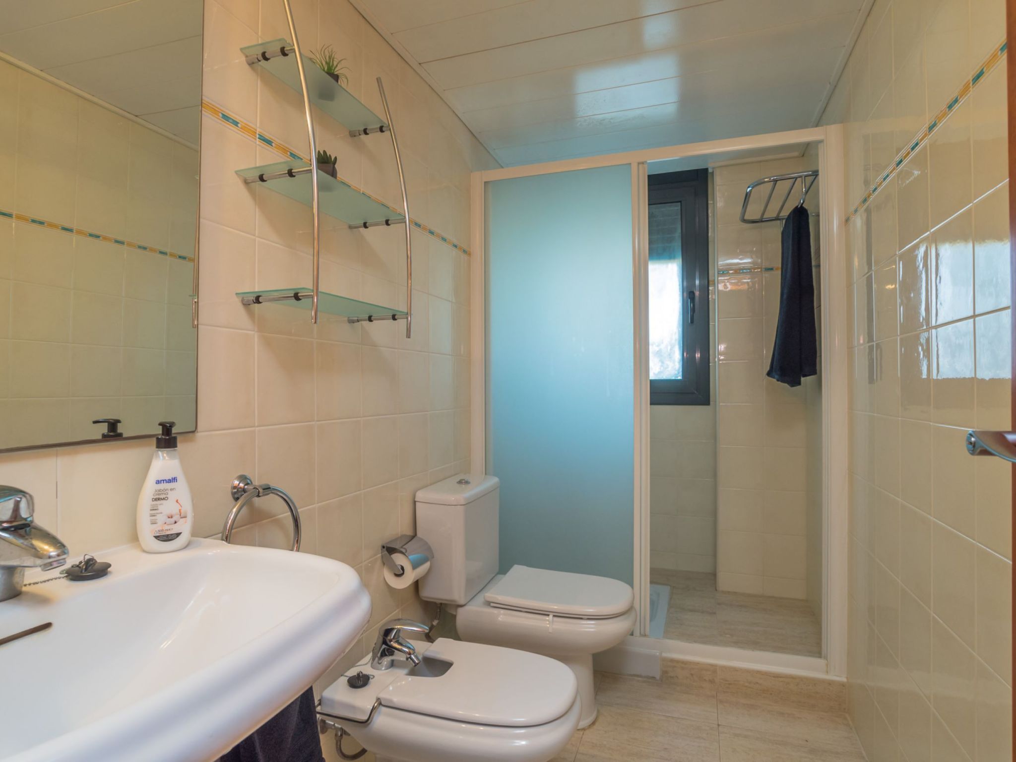 Costabravaforrent Balcó 7, mit gemeinschaftlichem Schwimmbad-Drinnen