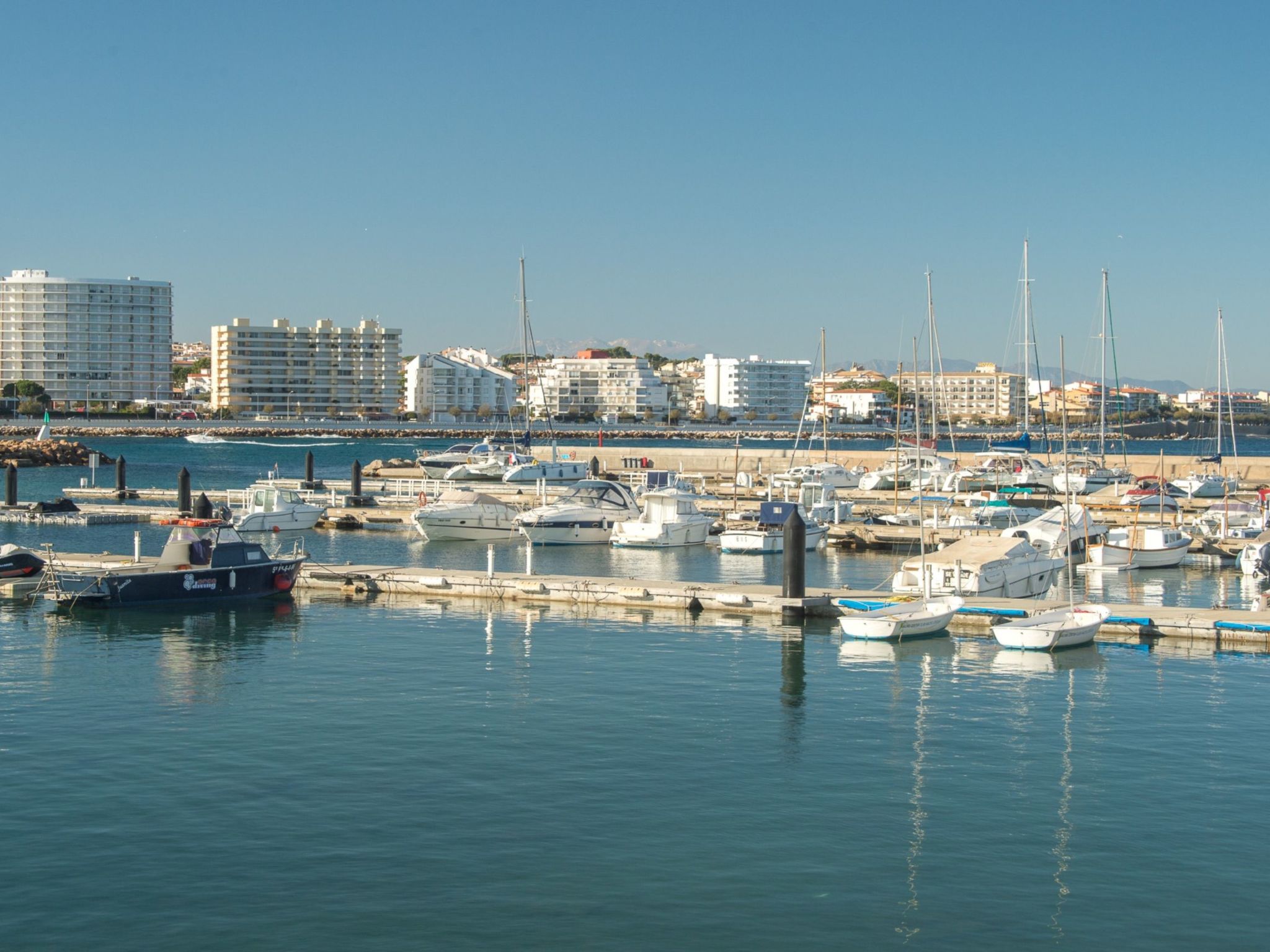 Photo of Costabravaforrent Balcó 7, mit gemeinschaftlichem Schwimmbad