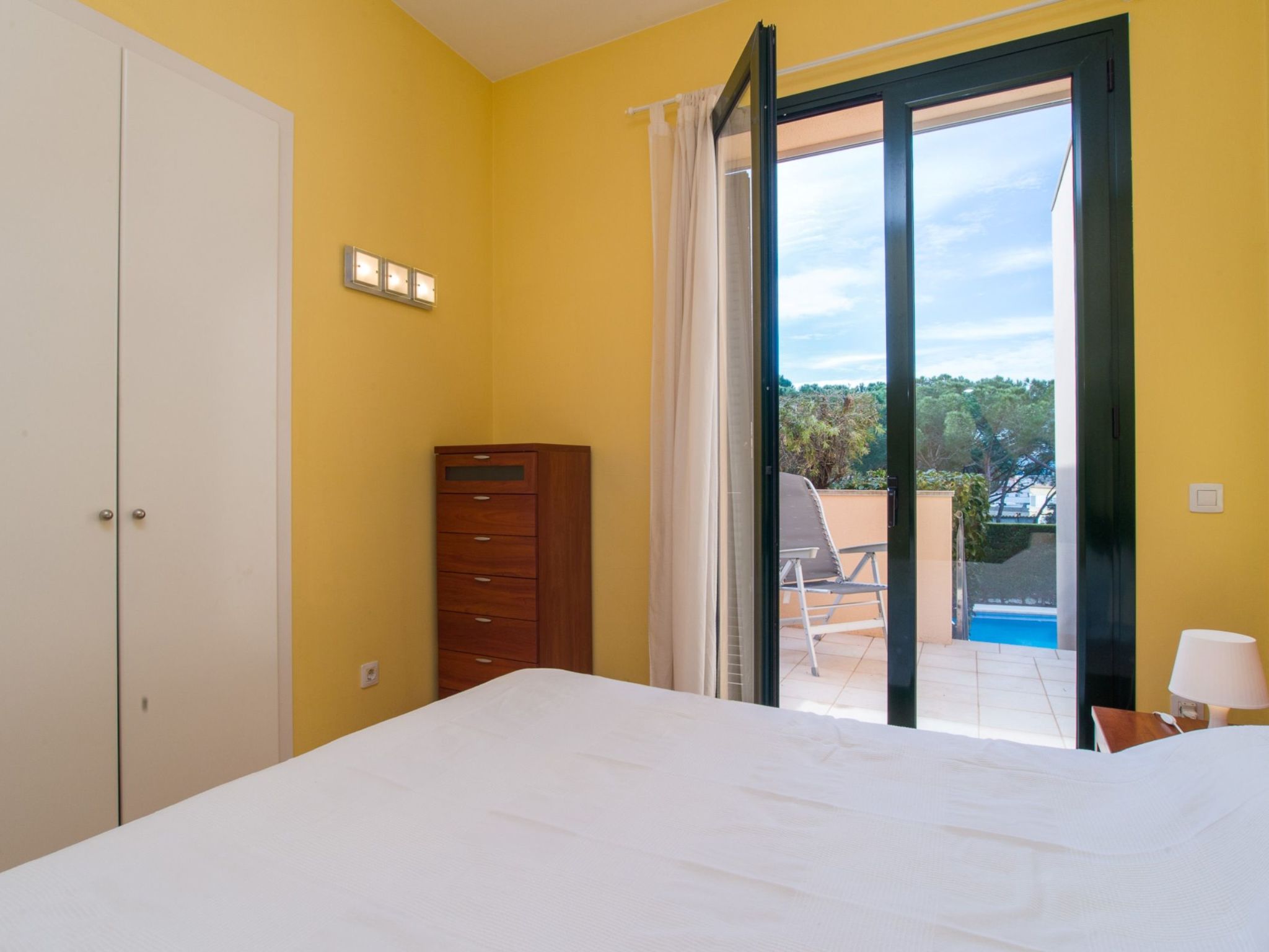 Photo of Costabravaforrent Pedró, Doppelhaushälfte für 6 Personen mit gemeinschaftlichem