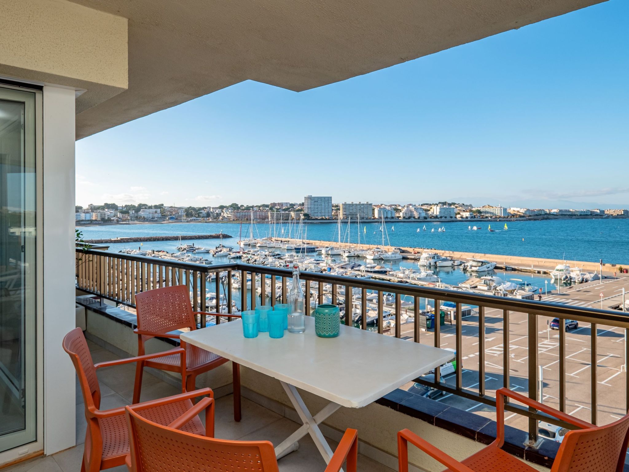 Costabravaforrent Marina, schöne Wohnung in erster Meereslinie-Dehors