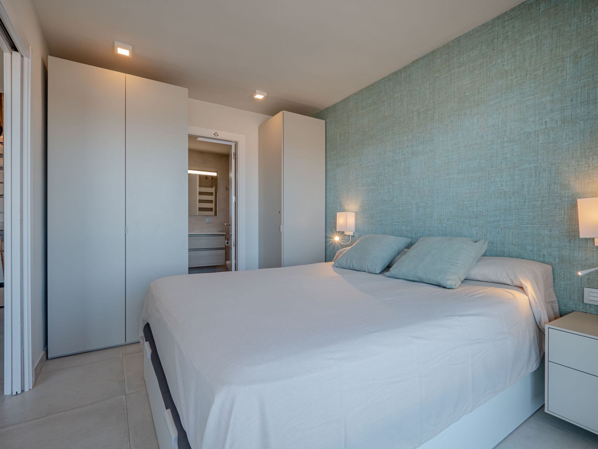 Costabravaforrent Marina, schöne Wohnung in erster Meereslinie-Dedans