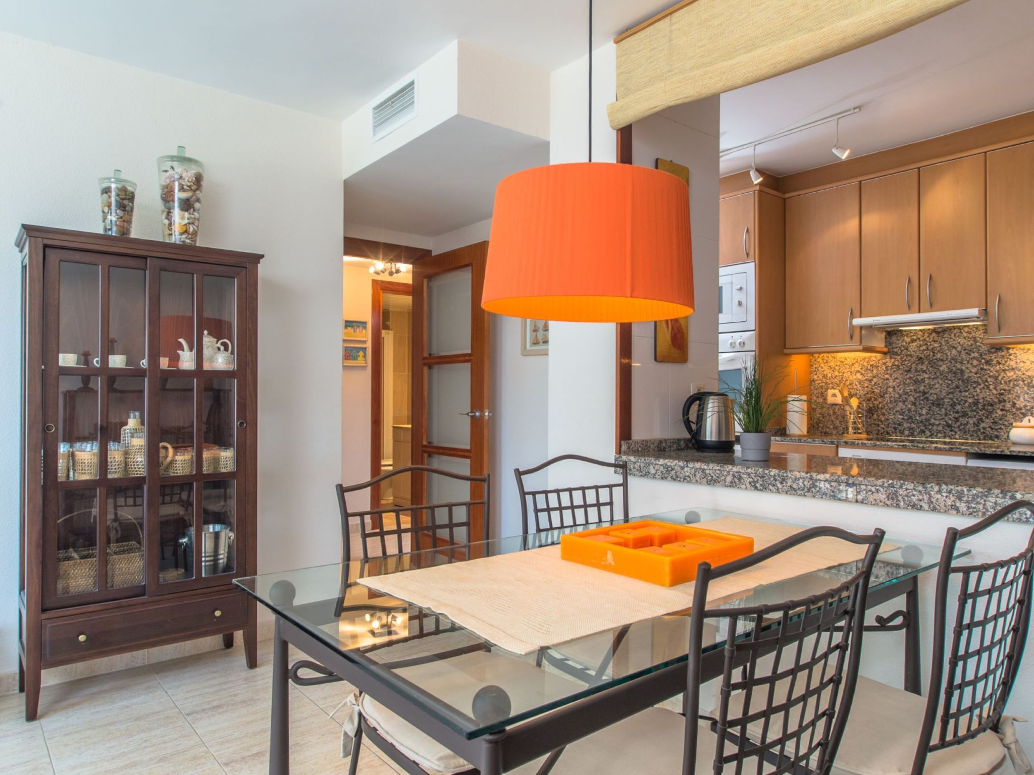 Photo of Costabravaforrent Balcó 8, Wohnung für 4 Personen mit gemeinschaftlichem Pool