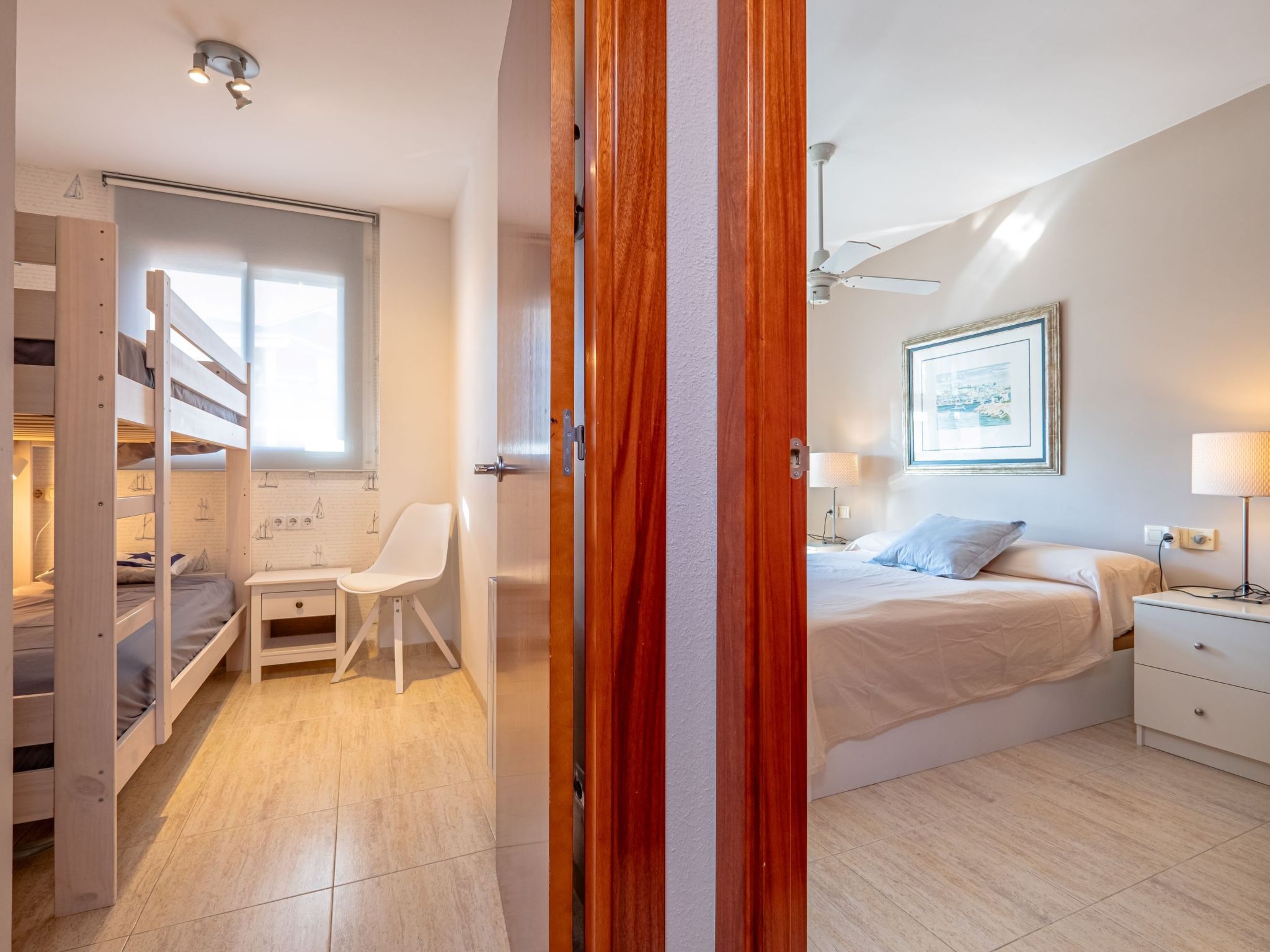 Photo of Costabravaforrent Balcó 8, Wohnung für 4 Personen mit gemeinschaftlichem Pool