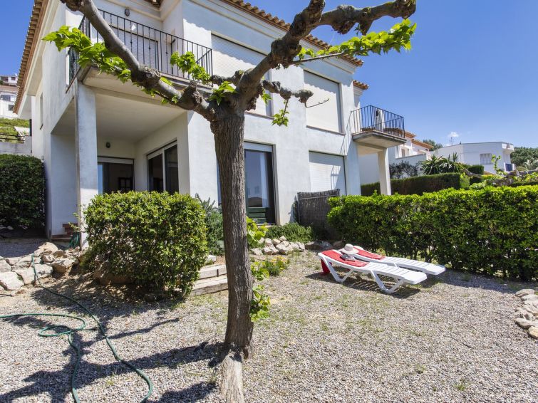 Search and Stay destination L'Escala, CT - Spain from AU$ 454. Port del Rei I