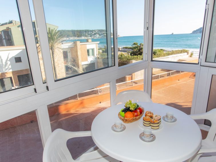4-persoons appartement Artit direct aan zee in L'Estartit in L'Estartit
