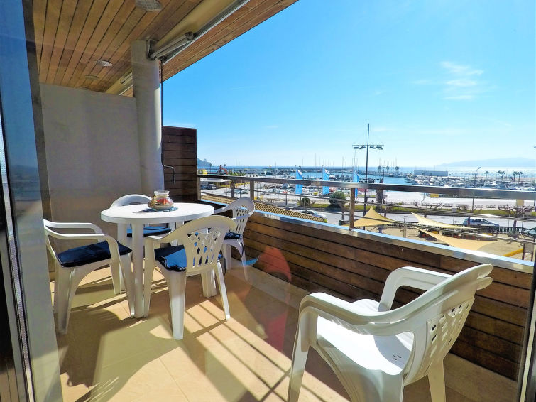 Zeezicht en luxe: Appartement La Platja direct aan zee in L'Estartit in L'Estartit