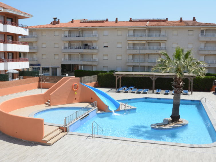 Search and Stay destination L'Estartit, CT - Spain from AU$ 165. Sa Gavina Gaudi 6 pax 2 bedrooms