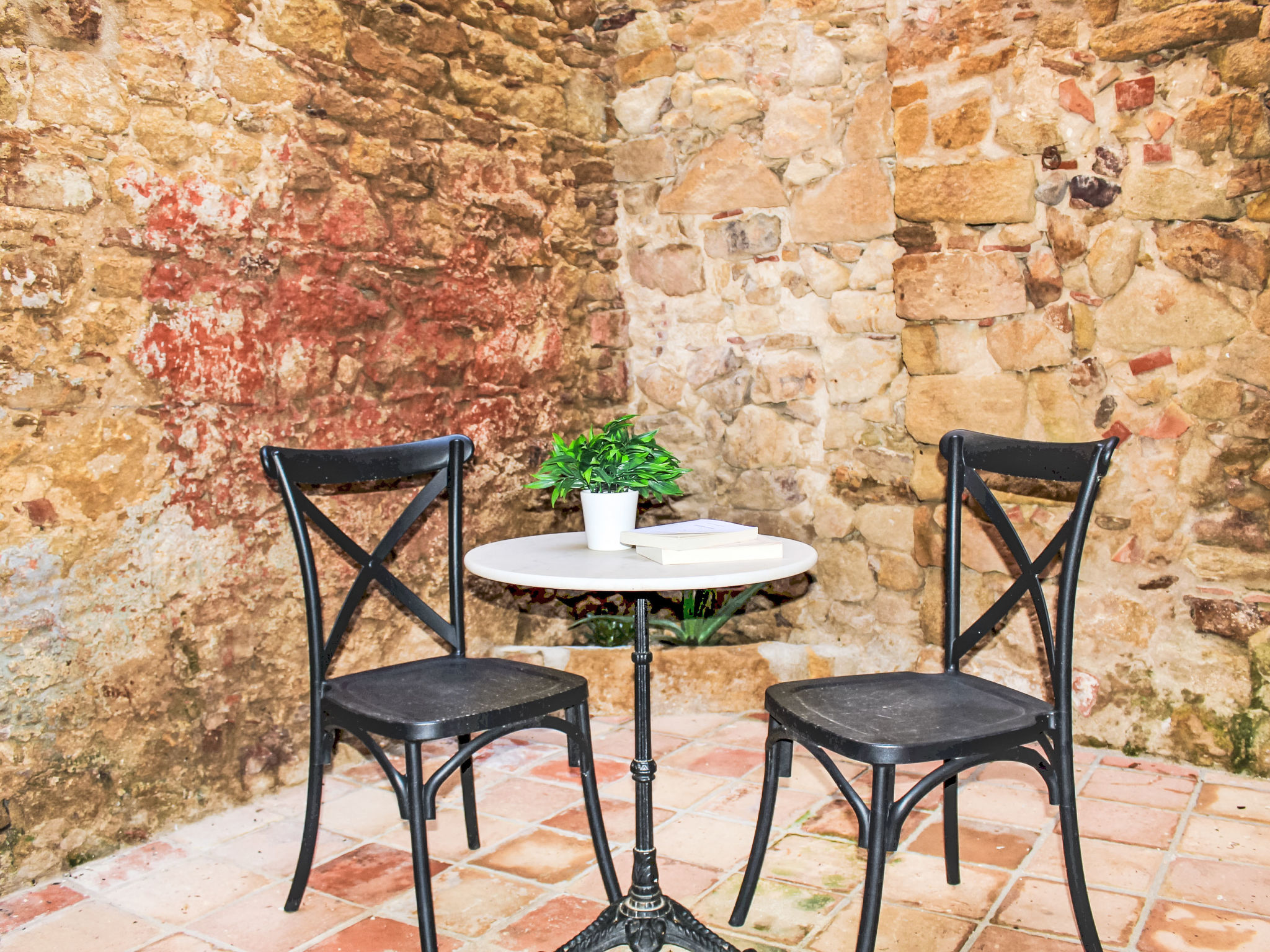 Can Caritat-Draußen