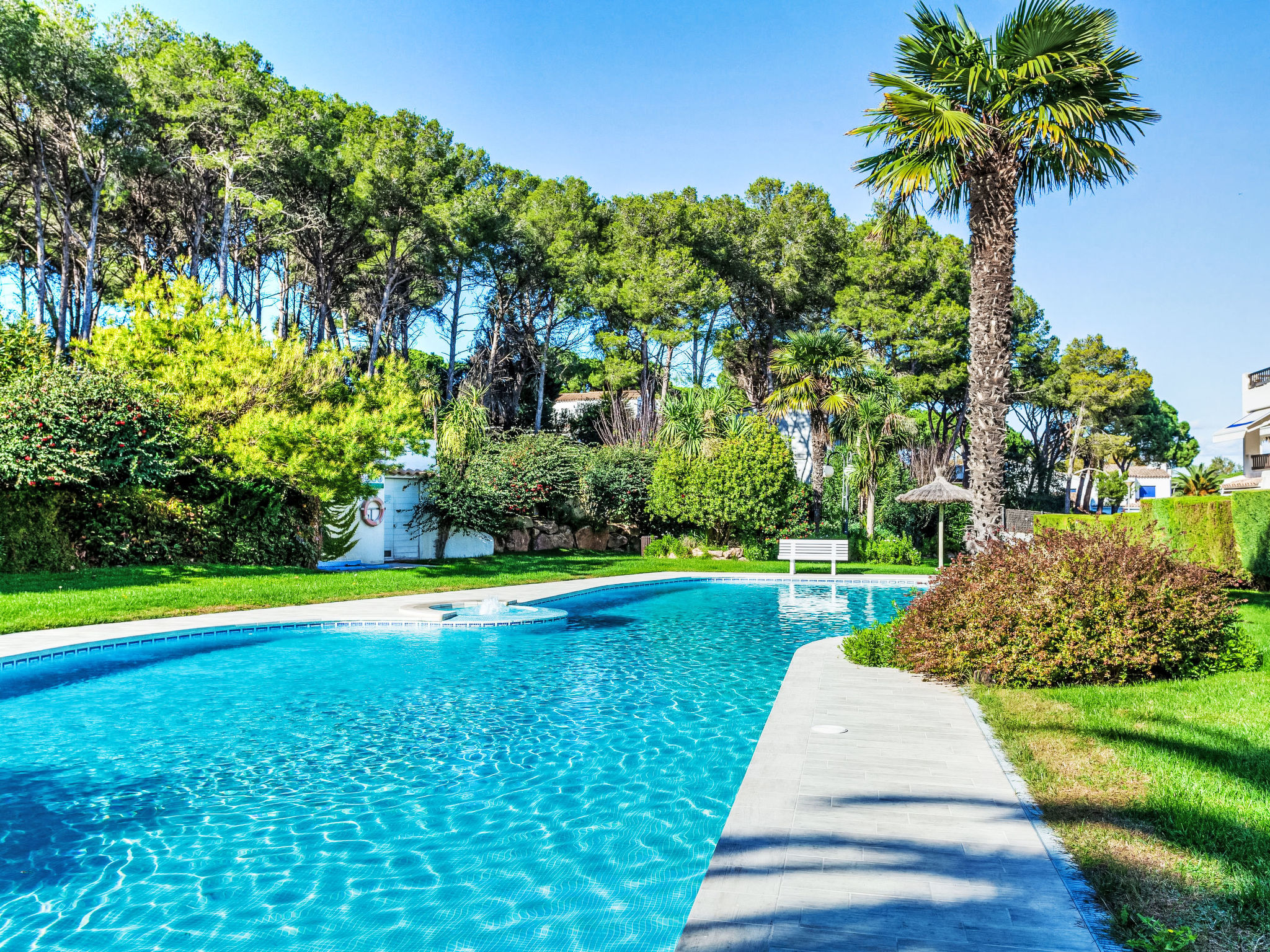 Photo of Relax & beach "Golf Royal Alpha"