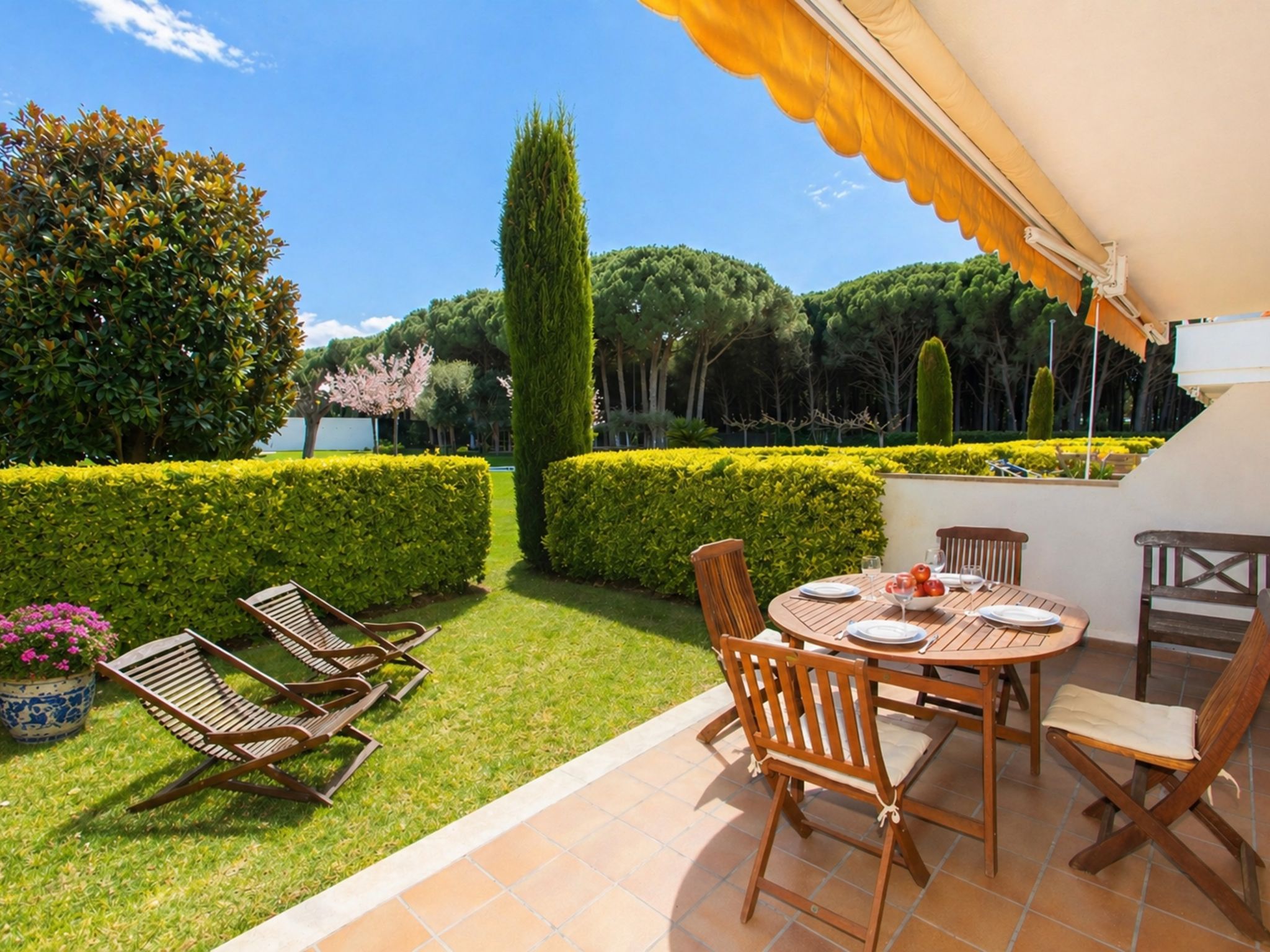 Green Mar B garden & terrace