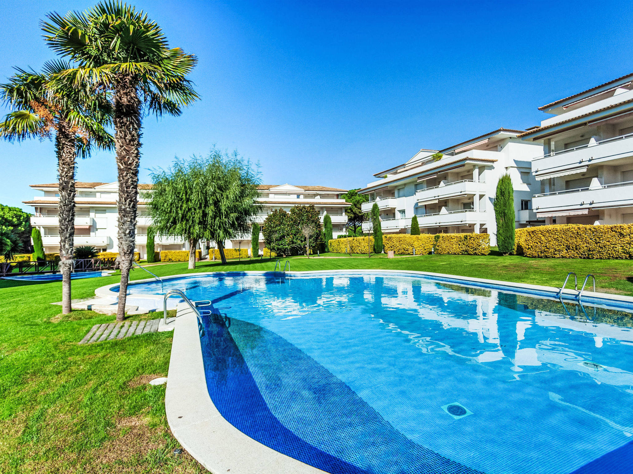 Photo of Green Mar B garden & terrace