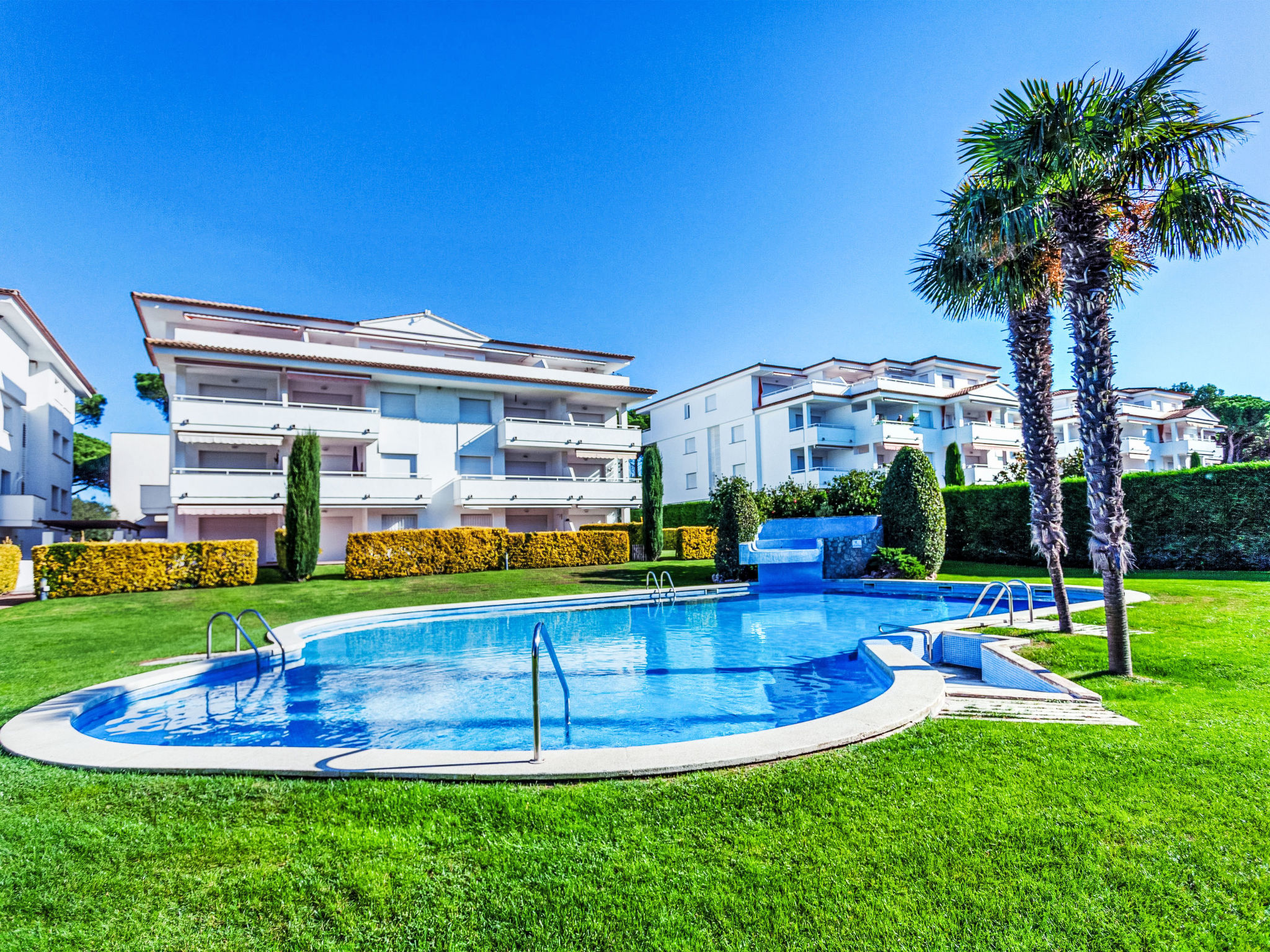Photo of Green Mar B garden & terrace