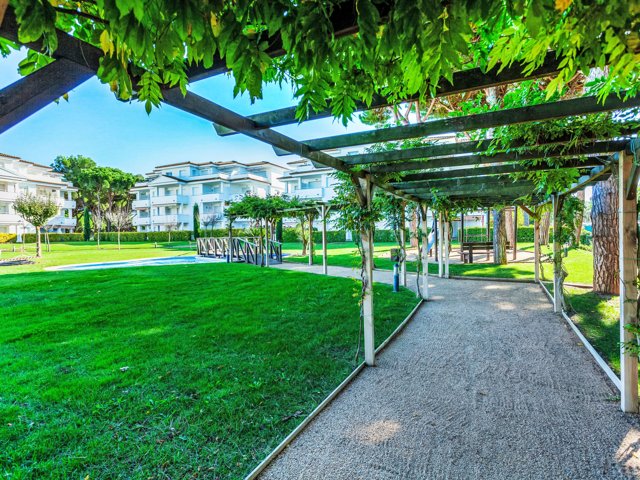 Photo of Green Mar B garden & terrace