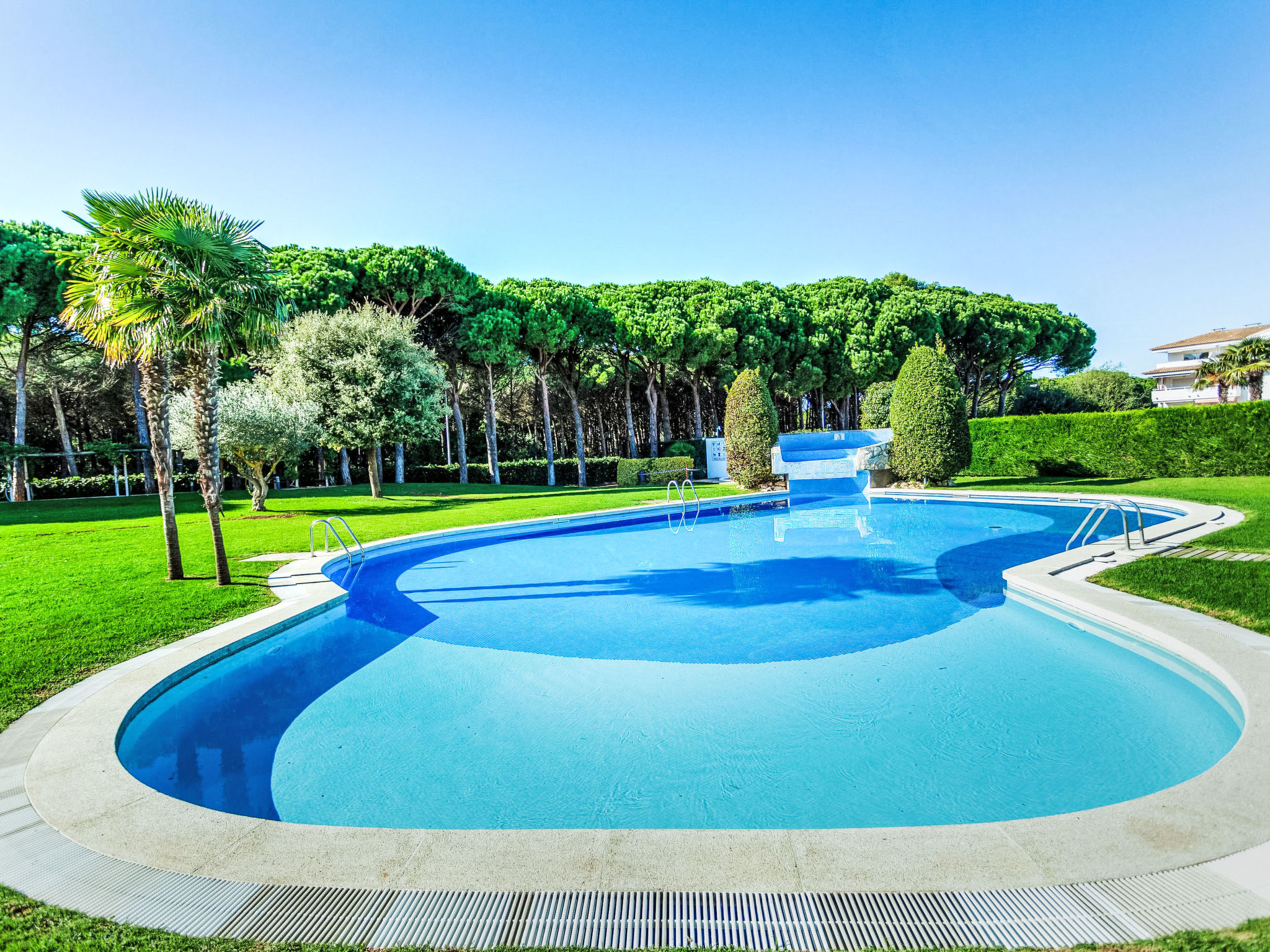 Photo of Green Mar B garden & terrace
