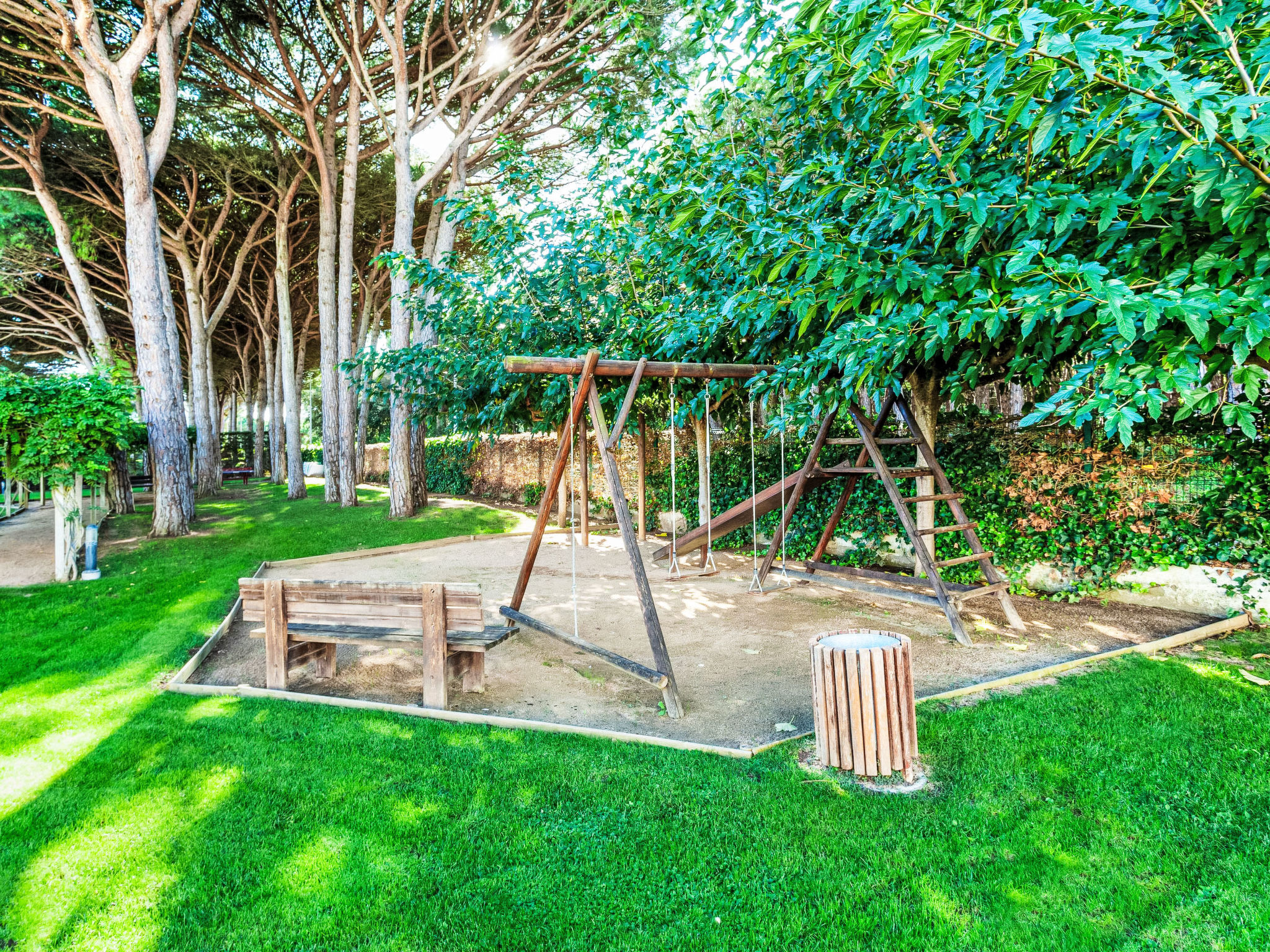 Photo of Green Mar B garden & terrace