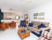 4-persoons appartement aan zee in het centrum van Pals - thumbnail 6