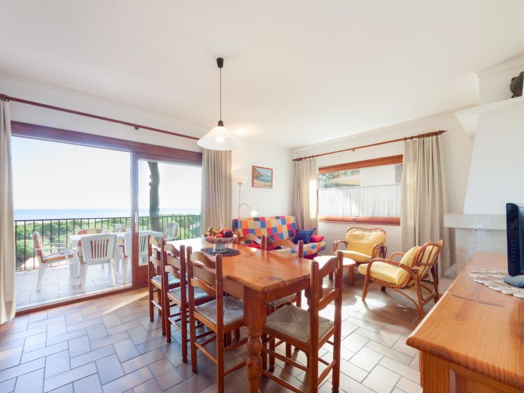 Search and Stay destination Palau-Sator, CT - Spain from AU$ 236. Melis II M9