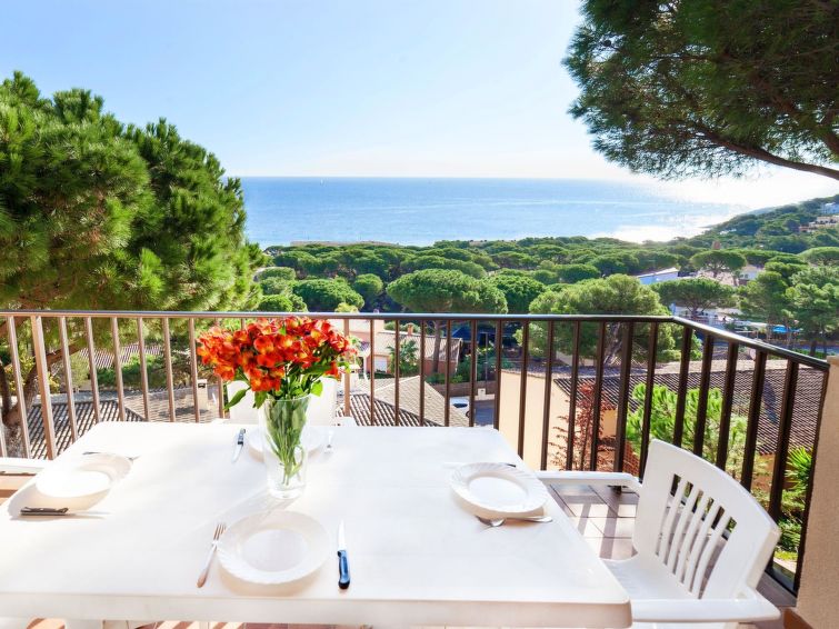 Search and Stay destination Palau-Sator, CT - Spain from AU$ 190. Melis II M5
