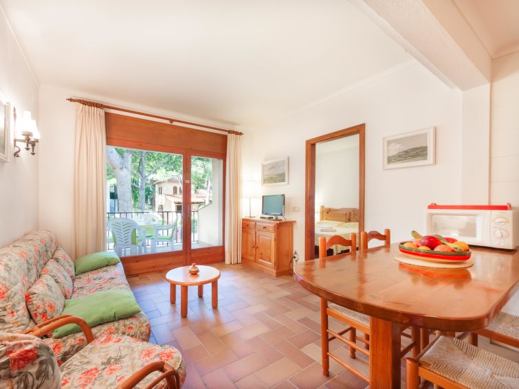 Search and Stay destination Palau-Sator, CT - Spain from AU$ 161. Melis II M4