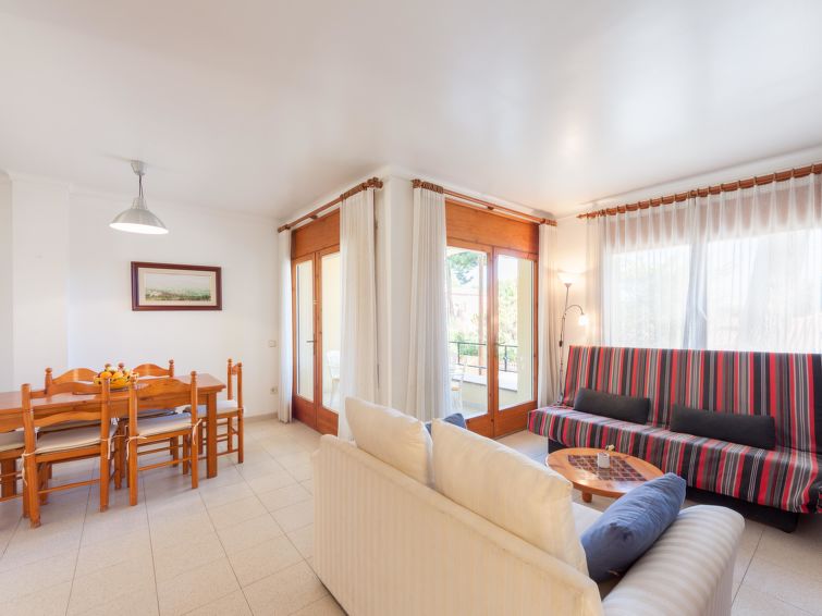 Search and Stay destination Pals, CT - Spain from AU$ 236. Melis III C3