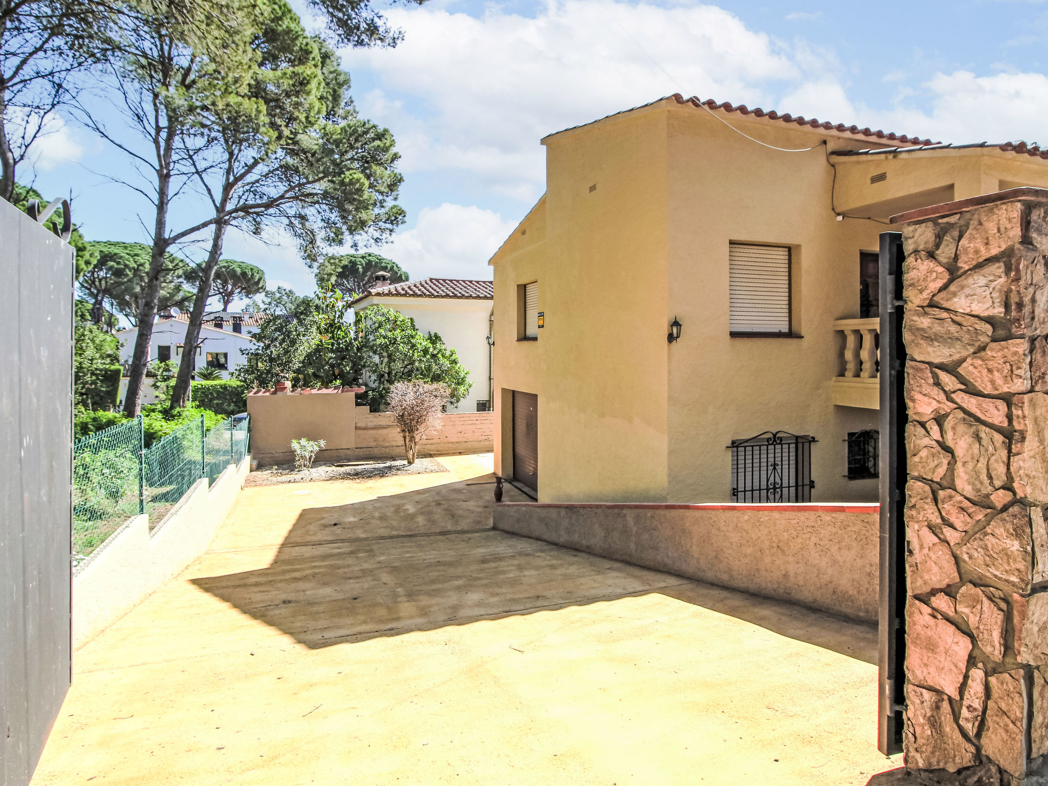 Photo of Torre Mitjorn