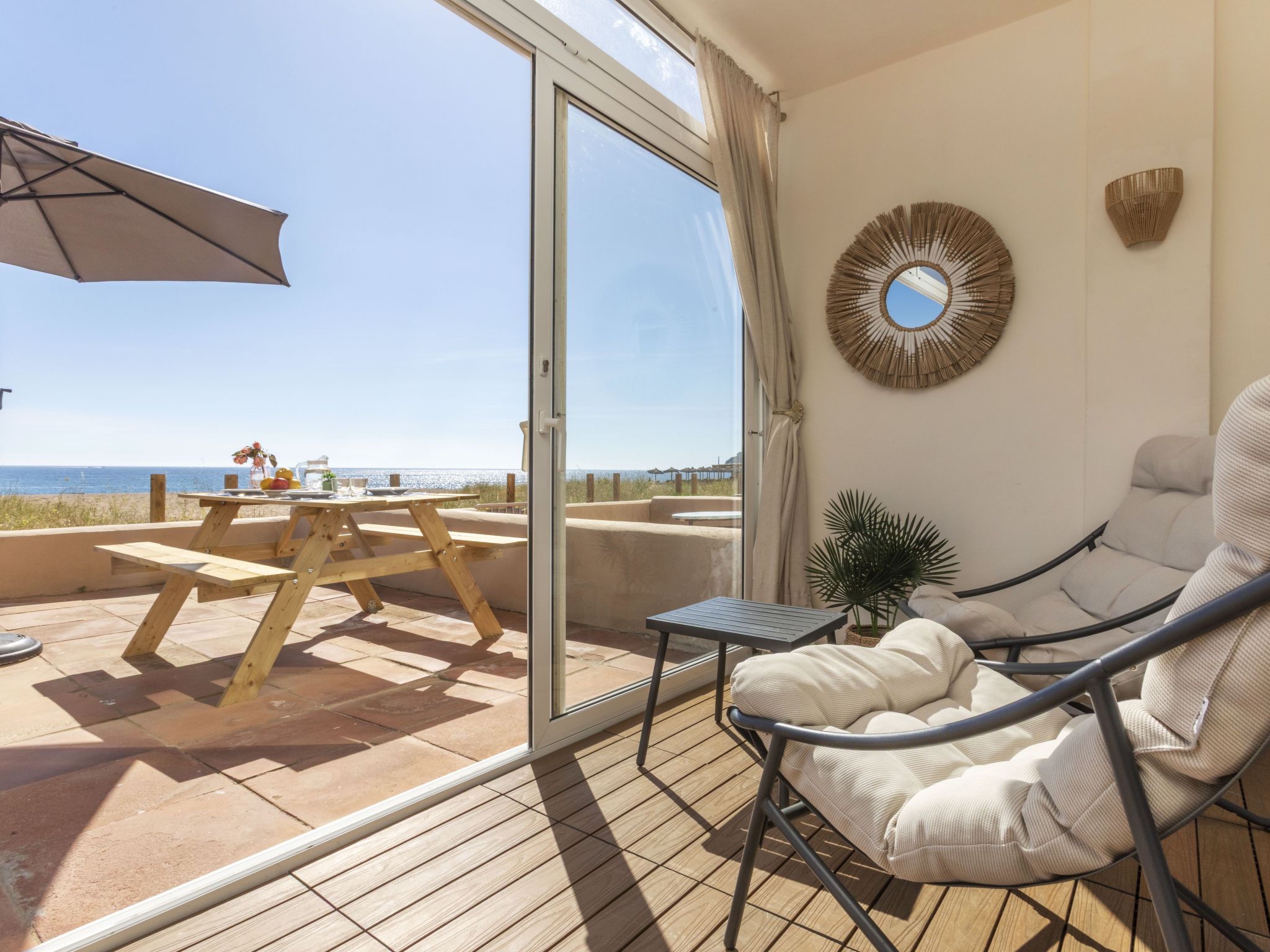 Paradise beach-Buiten