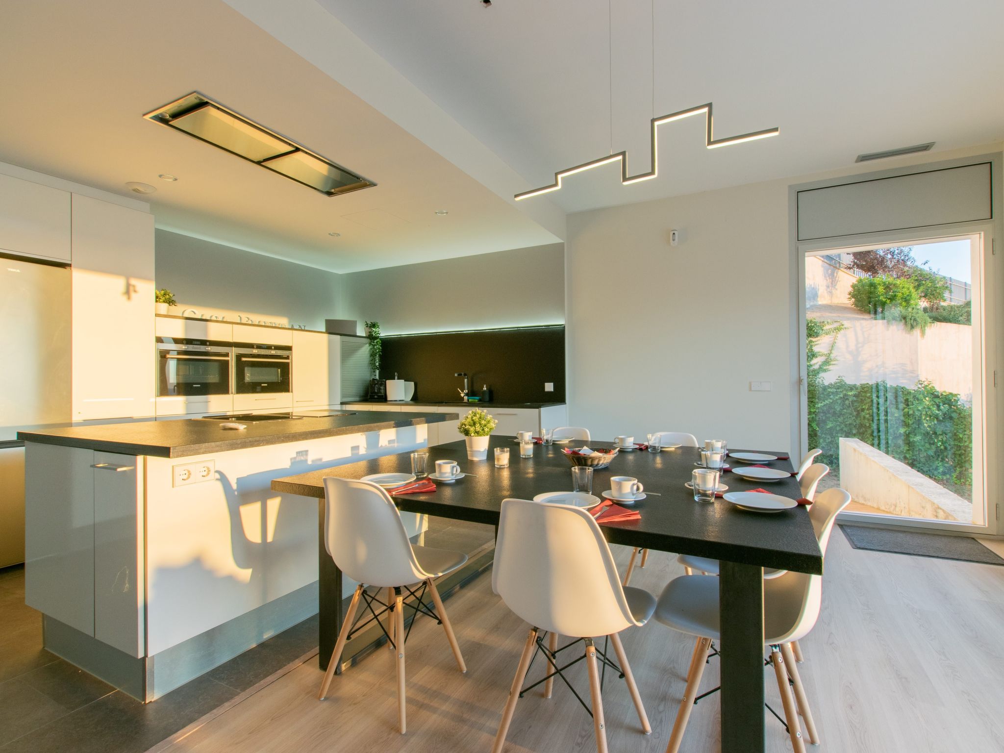 Haus Emnitan-Image-tags.info