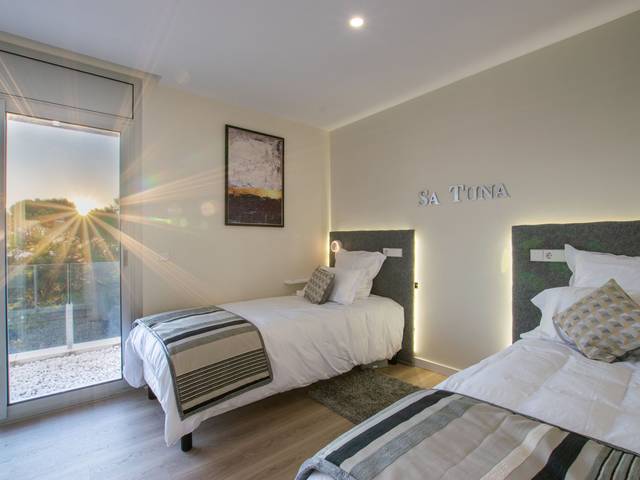 Haus Emnitan-Image-tags.info